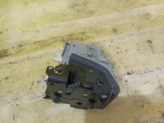 Замок двери Audi A4