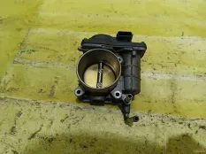 Заслонка дроссельная Nissan Qashqai