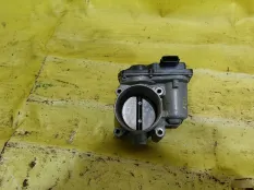 Заслонка дроссельная Renault Duster