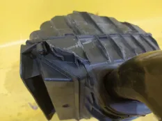 Корпус воздушного фильтра Renault Fluence