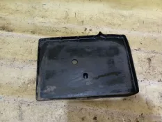 Крепление АКБ Toyota RAV4