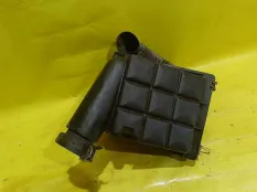 Корпус воздушного фильтра Mercedes C