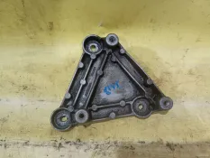 Кронштейн кондиционера Opel Astra J
