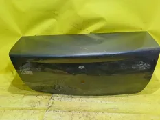 Крышка багажника Renault Logan