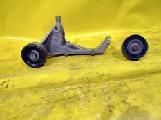 Кронштейн генератора Kia Sorento