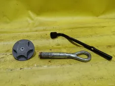 Крюк буксировочный Nissan Qashqai