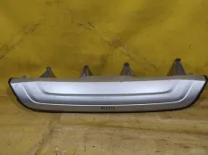 Накладка бампера Toyota RX 4