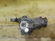 Насос помпа Opel Astra J