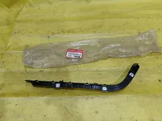 Кронштейн бамперa Honda Civic