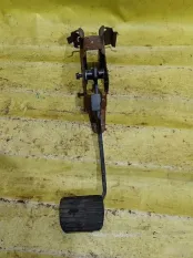 Педаль тормоза Renault Duster