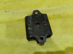 Опора КПП Nissan Terrano 2