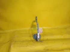 Петля крышки багажника Volkswagen Jetta