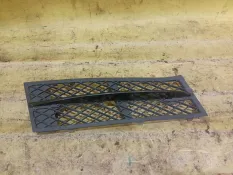 Решетка бампера BMW 5