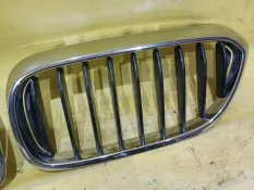 Решетка радиатора BMW 5