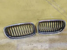 Решетка радиатора BMW 3