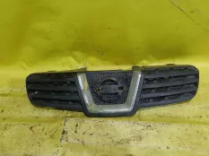 Решетка радиатора Nissan Qashqai