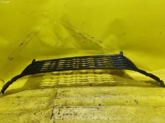 Решетка бампера центральная Kia Rio