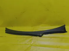 Решетка стеклоочестителя Audi Q5