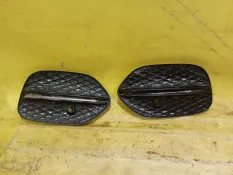 Решетка бампера Mercedes