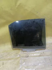 Стекло двери Mercedes C