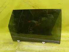 Стекло двери Nissan Murano