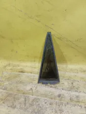 Стекло двери Toyota RAV4