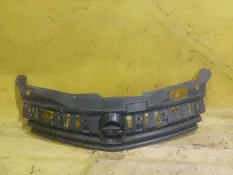 Решетка радиатора Opel Astra H