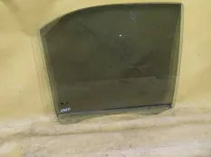 Стекло двери Kia Sorento 1