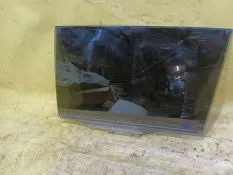 Стекло двери Toyota RAV4