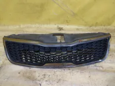 Решетка радиатора Kia Rio 3