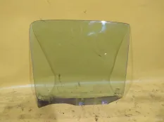 Стекло двери Nissan Micra