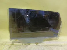 Стекло двери Nissan Qashqai