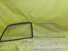 Стекло кузовное глухое Volkswagen Golf 2