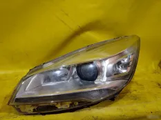Фара Ford Kuga
