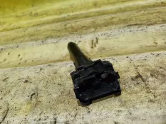 Форсунка омывателя фары Toyota Camry