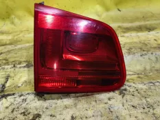 Фонарь внутренний Volkswagen Tiguan
