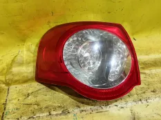 Фонарь задний наружный Volkswagen Passat