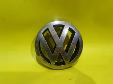 Эмблема решетки радиатора Volkswagen sharan