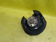 Кулак поворотный Volkswagen Passat