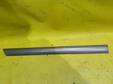 Молдинг двери Mercedes C