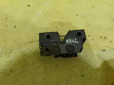 Замок капота Volkswagen polo