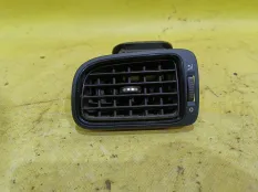Дефлектор воздушный торпедо Volkswagen polo