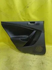 Обшивка двери Volkswagen Passat