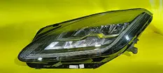 Фара Jaguar e-pace