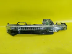 Повторитель в зеркало audi q7