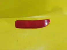 Отражатель в бампер renault Logan