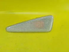 Повторитель на крыло renault Sandero