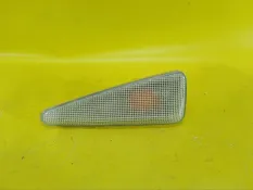 Повторитель на крыло renault Sandero