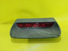 Стоп-сигнал Mitsubishi Carisma