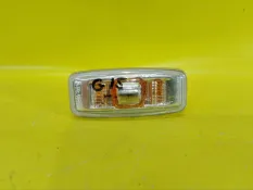 Повторитель на крыло nissan Almera